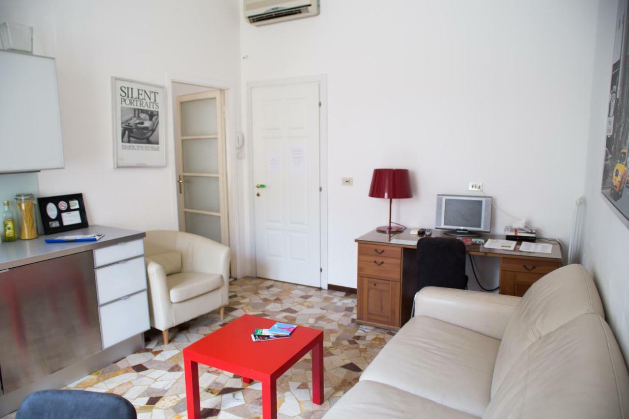 Convenient And Private Place In Milano Exteriör bild
